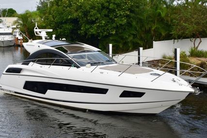 Sunseeker San Remo for sale in United States of America for $699,000 (£548,450) Sunseeker San Remo for sale in United States of America for $699,000 (£548,450)