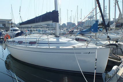 Bavaria Yachts 30 Cruiser for sale in Portugal for €40,000 (£36,675) Bavaria Yachts 30 Cruiser for sale in Portugal for €40,000 (£36,675)