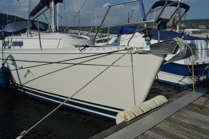 Hanse 311 for sale in Portugal for €42,000 (£38,536) Hanse 311 for sale in Portugal for €42,000 (£38,536)