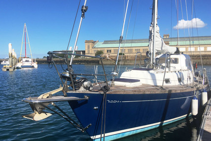 Cheoy Lee 38 Ketch for sale in France for €39,000 (£35,346) Cheoy Lee 38 Ketch for sale in France for €39,000 (£35,346)