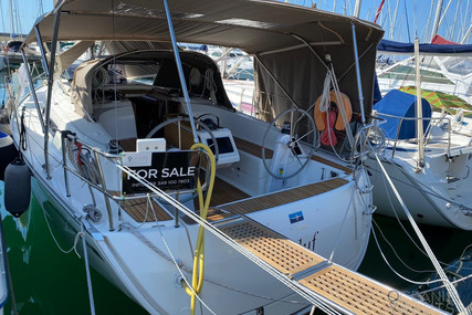 Bavaria Yachts 34 Cruiser for sale in Italy for €108,000 (£98,955) Bavaria Yachts 34 Cruiser for sale in Italy for €108,000 (£98,955)
