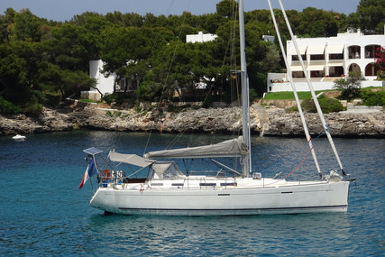Dufour Yachts 425 Grand Large for sale in Spain for €148,000 (£135,070) Dufour Yachts 425 Grand Large for sale in Spain for €148,000 (£135,070)