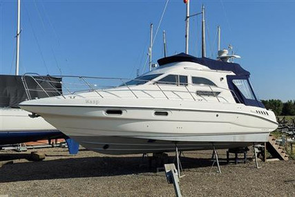 Sealine F33 for sale in United Kingdom for £79,950 Sealine F33 for sale in United Kingdom for £79,950