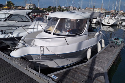 Quicksilver 580 Pilothouse for sale in France for €15,000 (£13,690) Quicksilver 580 Pilothouse for sale in France for €15,000 (£13,690)