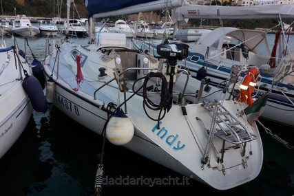 Dehler 34 for sale in Italy for €28,000 (£25,655) Dehler 34 for sale in Italy for €28,000 (£25,655)