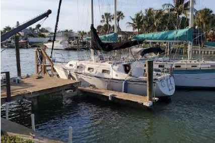 Hunter 30 Sloop for sale in United States of America for $15,900 (£11,330)