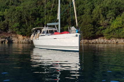 Dufour Yachts 525 Grand Large for sale in Greece for €219,000 (£200,062) Dufour Yachts 525 Grand Large for sale in Greece for €219,000 (£200,062)