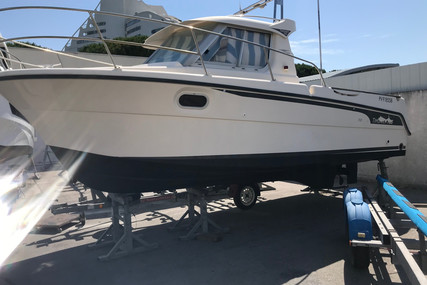 Ocqueteau 705 for sale in France for €45,000 (£41,096) Ocqueteau 705 for sale in France for €45,000 (£41,096)