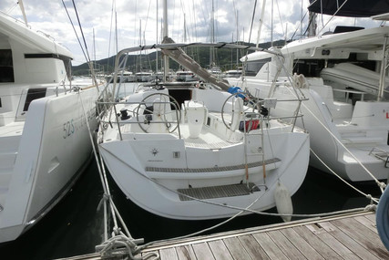 Jeanneau Sun Odyssey 42i for sale in Martinique for €81,400 (£74,288) Jeanneau Sun Odyssey 42i for sale in Martinique for €81,400 (£74,288)