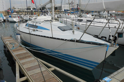 X-Yachts X-342 for sale in Portugal for €40,000 (£36,412) X-Yachts X-342 for sale in Portugal for €40,000 (£36,412)