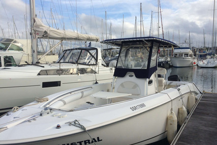 Boston Whaler 270 Outrage for sale in France for €42,000 (£38,124) Boston Whaler 270 Outrage for sale in France for €42,000 (£38,124)
