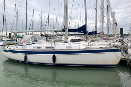Hallberg-Rassy 342 for sale in France for €158,000 (£144,000) Hallberg-Rassy 342 for sale in France for €158,000 (£144,000)