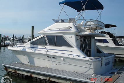 Sea Ray 300 Sedan Bridge for sale in United States of America for $15,000 (£10,747)