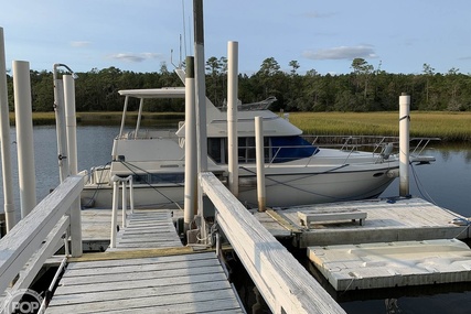 Carver Yachts 390 Aft Cabin for sale in United States of America for $28,000 (£19,953)