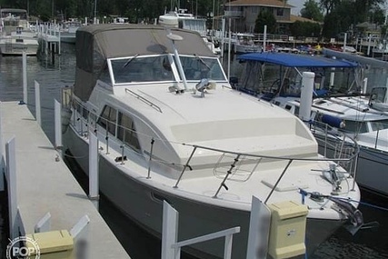Chris-Craft 350 Catalina for sale in United States of America for $37,900 (£27,213)