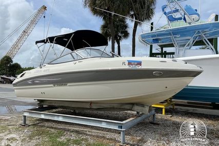 Stingray 215LR Sport Deck Bowrider for sale in United States of America for $33,900 (£24,558)