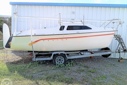 Hunter 19 for sale in United States of America for $7,999 (£5,731)
