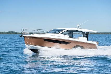 Sealine C335 for sale in United Kingdom for £279,001