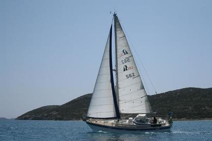 Hallberg-Rassy 352 for sale in Greece for €84,000 (£72,376)