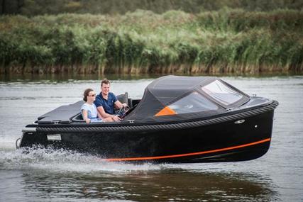 Maxima 600 for sale in United Kingdom for £17,995