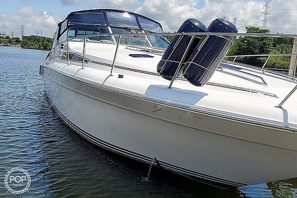 Sea Ray 420 Sundancer for sale in United States of America for $59,900 (£42,684)
