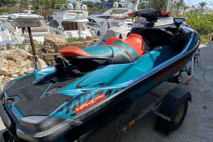 Sea-doo Wake pro 230 for sale in Spain for £12,950