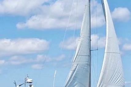 Beneteau Oceanis 423 for sale in United States of America for $144,900 (£105,111)