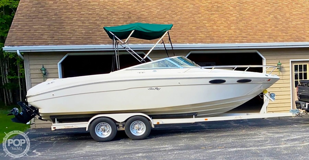 Sea Ray 230 Weekender Cuddy For Sale In United States Of America For 16 500 11 833