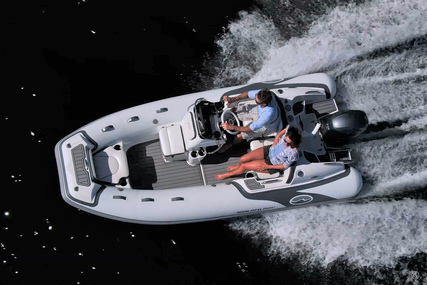 Walker Bay Venture 14 with 4 Seat Console for sale in United Kingdom for £34,977 Walker Bay Venture 14 with 4 Seat Console for sale in United Kingdom for £34,977