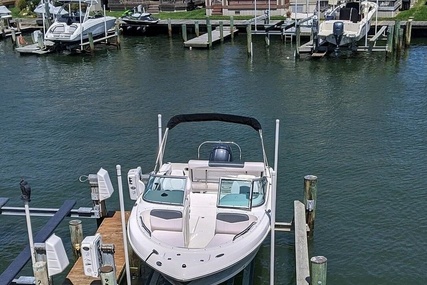 Robalo R227 for sale in United States of America for $64,500 (£46,851)