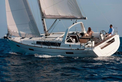 Beneteau Oceanis 41 for sale in Spain for €149,000 (£128,949)