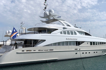 Heesen 44m for sale in France for €14,350,000 (£12,269,571)