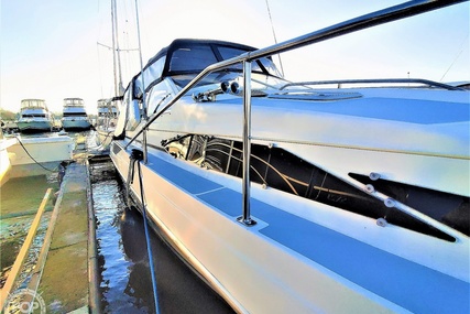 Bayliner 3555 Avanti for sale in United States of America for $35,400 (£25,848) Bayliner 3555 Avanti for sale in United States of America for $35,400 (£25,848)