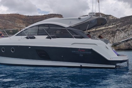 Beneteau flyer gran turismo 38 for sale in Malta for €180,000 (£156,146)