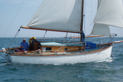 Custom 5 Ton Hillyard Sloop for sale in United Kingdom for £7,000