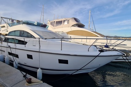 Fairline Squadron 42 for sale in France for €389,000 (£335,403)