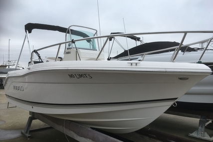 Robalo Centre console R180 for sale in United Kingdom for £30,000