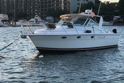 Tiara 3100 Open for sale in United States of America for $100,000 (£72,288)