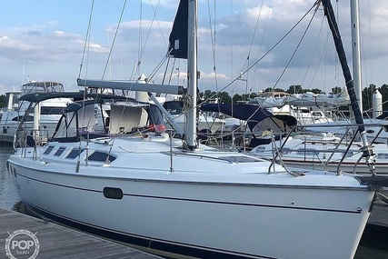 Hunter 386 for sale in United States of America for $89,000 (£64,823)
