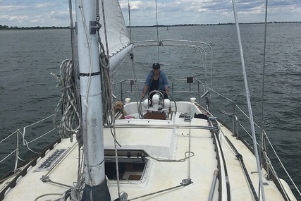 Mariner M36 for sale in United States of America for $13,500 (£9,774)