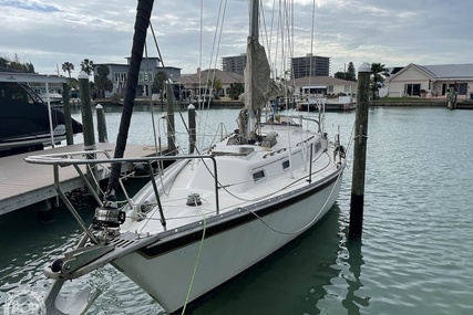 Irwin Yachts 34 Citation for sale in United States of America for $12,500 (£9,036)