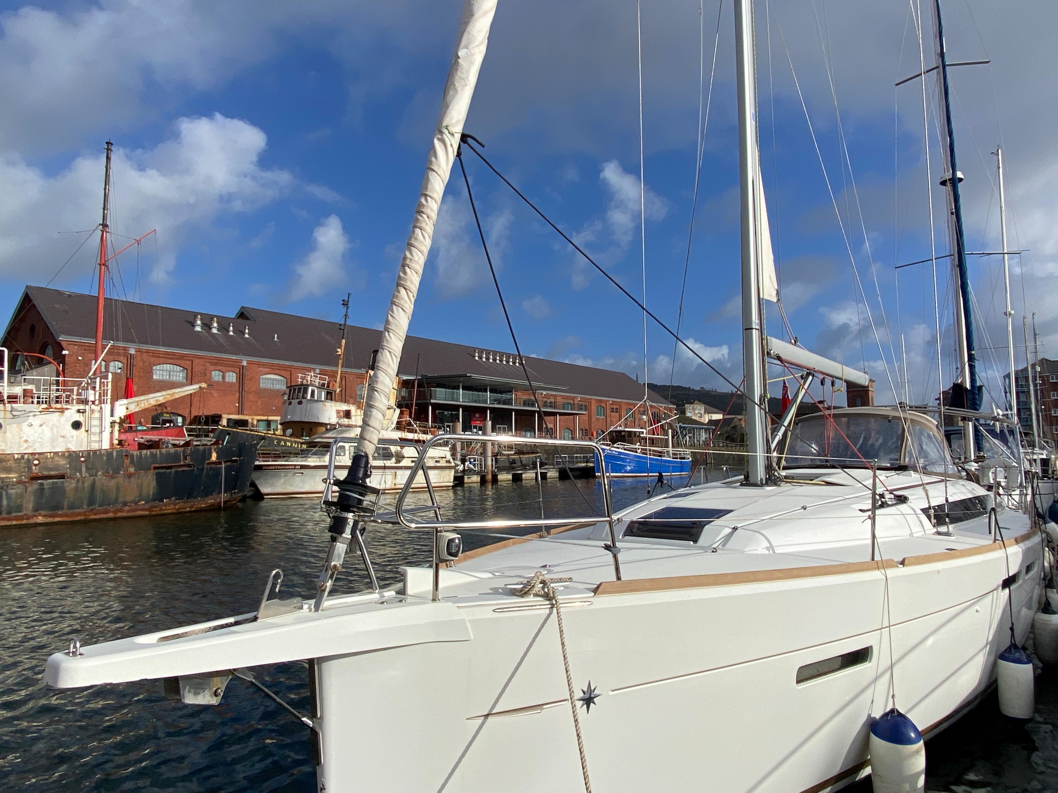 Jeanneau Sun Odyssey 419 For Sale In United Kingdom