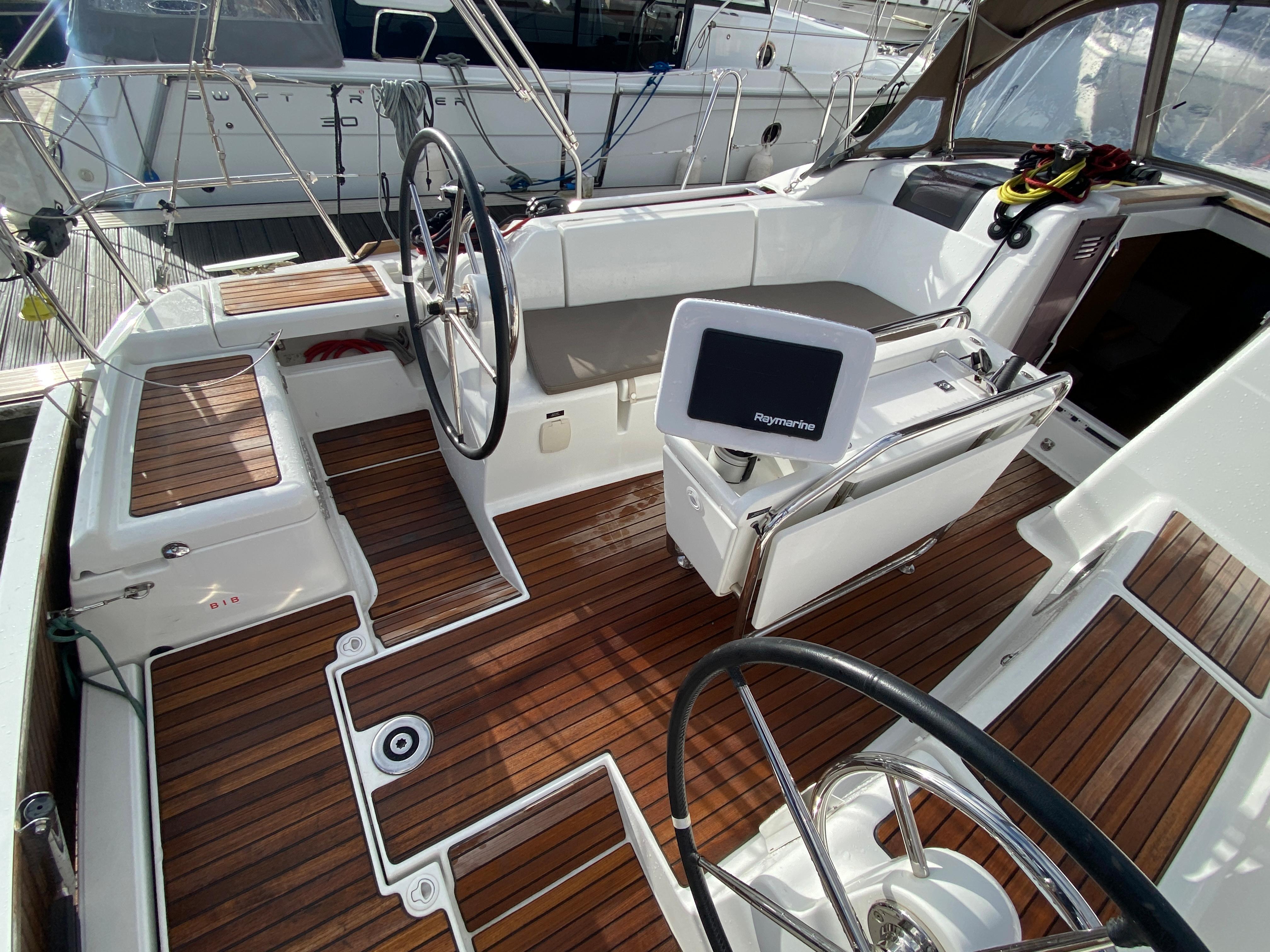 Jeanneau Sun Odyssey 419 For Sale In United Kingdom