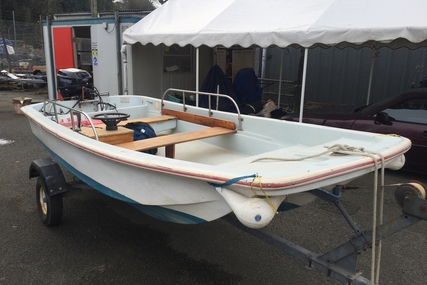 Dell Quay Boats For Sale