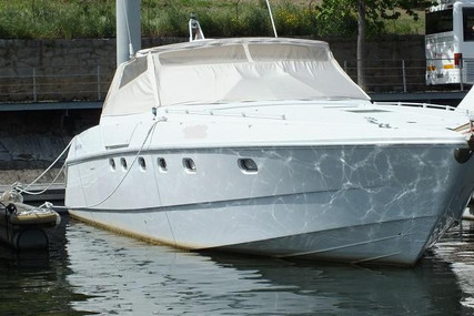 Ferretti Altura 47 S for sale in Portugal for €138,000 (£118,224)