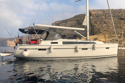 Bavaria Yachts 37 Cruiser for sale in Portugal for €135,000 (£116,399)