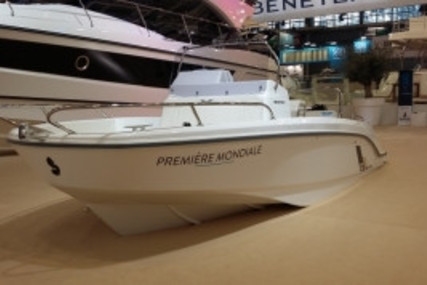 Beneteau Flyer 6 Spacedeck for sale in France for €40,000 (£34,655)