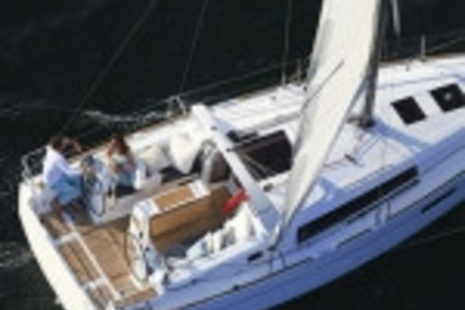 Beneteau Oceanis 35.1 for sale in France for €198,000 (£169,625)