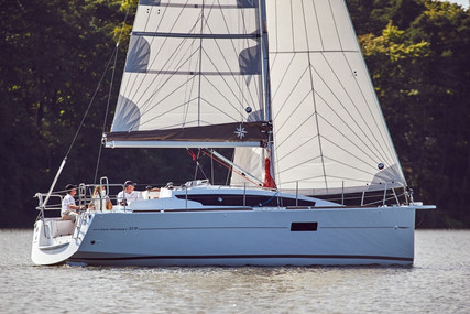 Jeanneau Sun Odyssey 319 for sale in Belgium for €104,000 (£89,535)