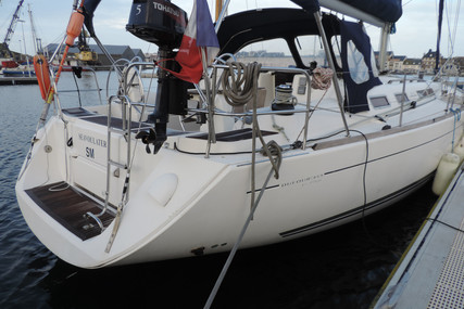 Dufour Yachts 455 Grand Large for sale in France for €80,000 (£69,310)